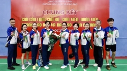 Trường THCS Thăng Long đón "mưa" Huy chương Vàng giải cầu lông quận Ba Đình