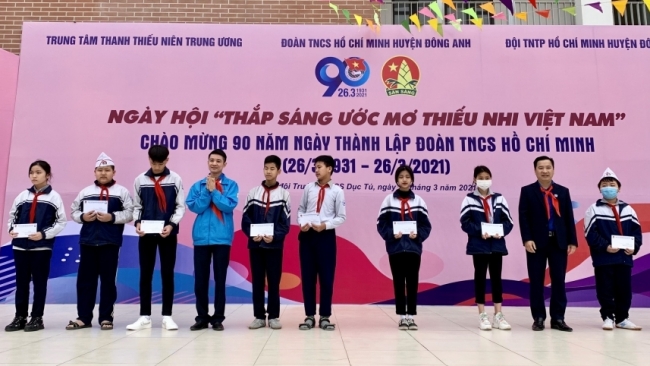 Thắp sáng ước mơ thiếu nhi Việt Nam năm 2021