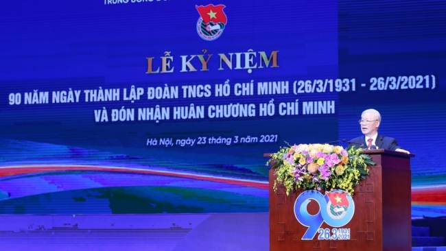 Tiền đồ xán lạn của dân tộc đang nằm trong tay và chờ đón tuổi trẻ nước ta