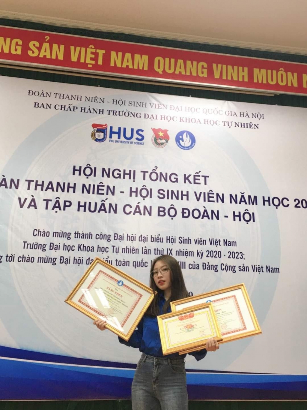 Phương Anh nhận được nhiều giải thưởng