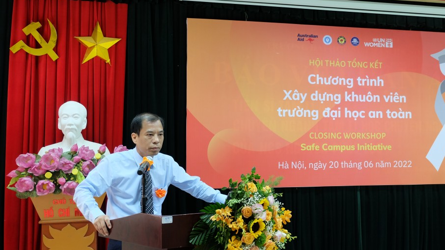 PGS.TS. Nguyễn Văn Trào - Phó Hiệu trưởng trường Đại học Sư phạm Hà Nội phát biểu khai mạc sự kiện