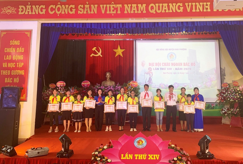 thieu nhi dan phuong quyet tam giu gin danh hieu chau ngoan bac ho