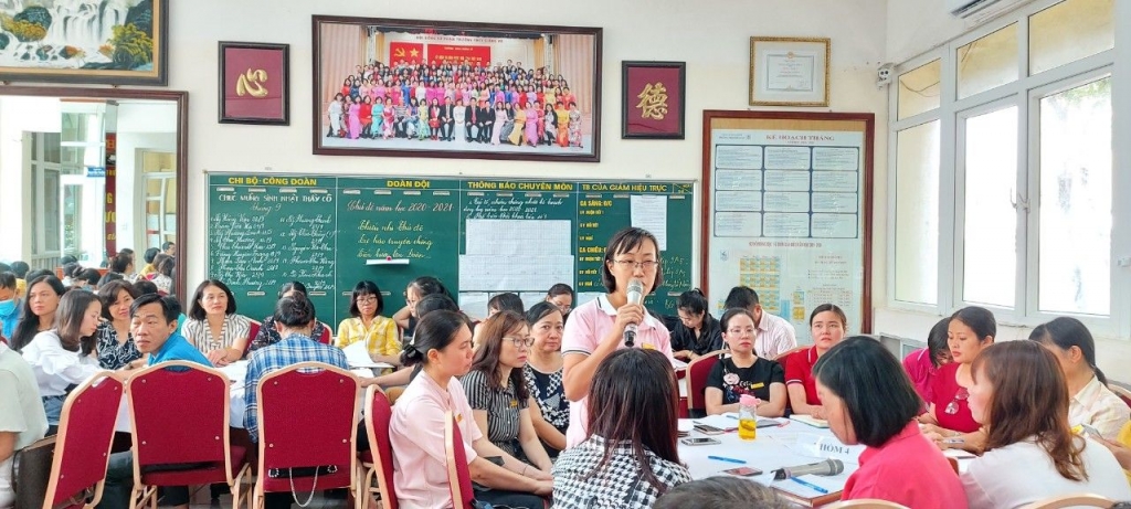 Hoạt động thảo luận sôi nổi về giáo dục phòng chống bạo lực học đường trong chương trình