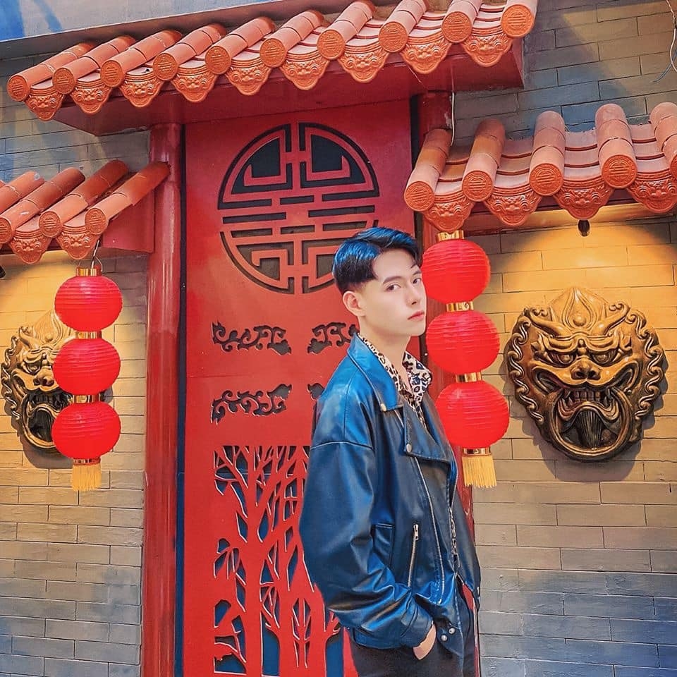 Hèm bia Lost in HongKong