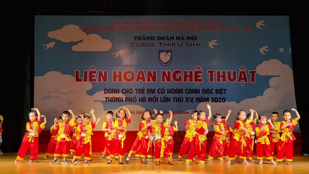 Ngày hội nghệ thuật của trẻ khuyết tật