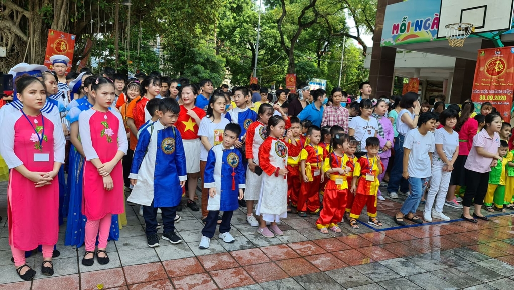 Sự kiện nghệ thuật này đã thu hút đông học sinh khuyết tật của thành phố Hà Nội tham gia