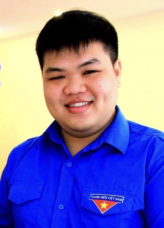 Đảng viên Trần Toàn Trung 