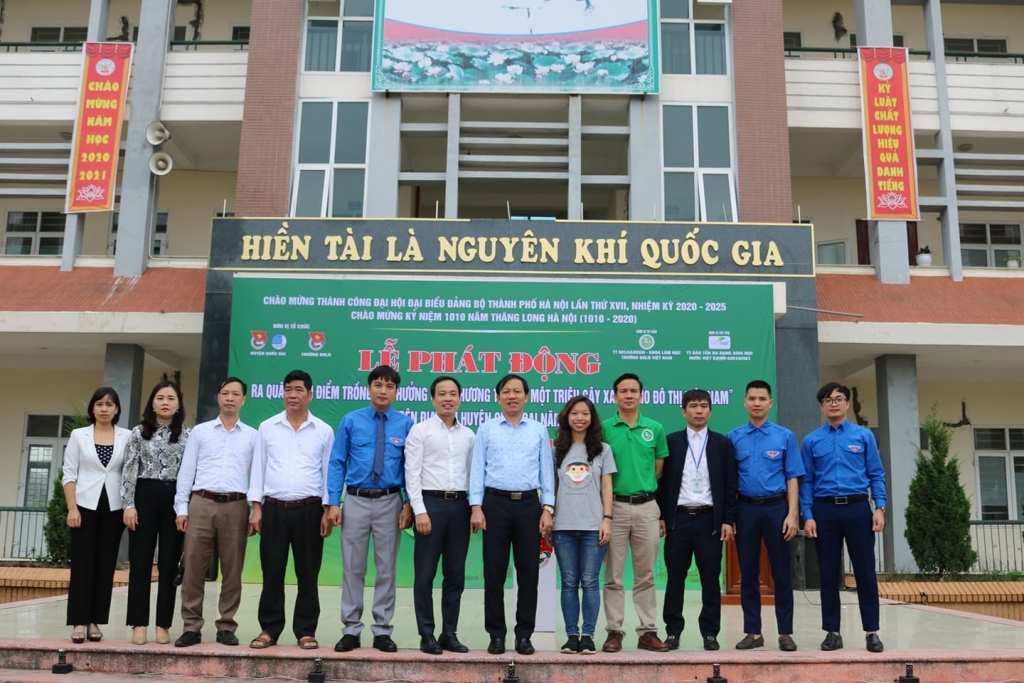 Tuổi trẻ Quốc Oai hưởng ứng chương trình “Một triệu cây xanh đô thị Việt Nam”