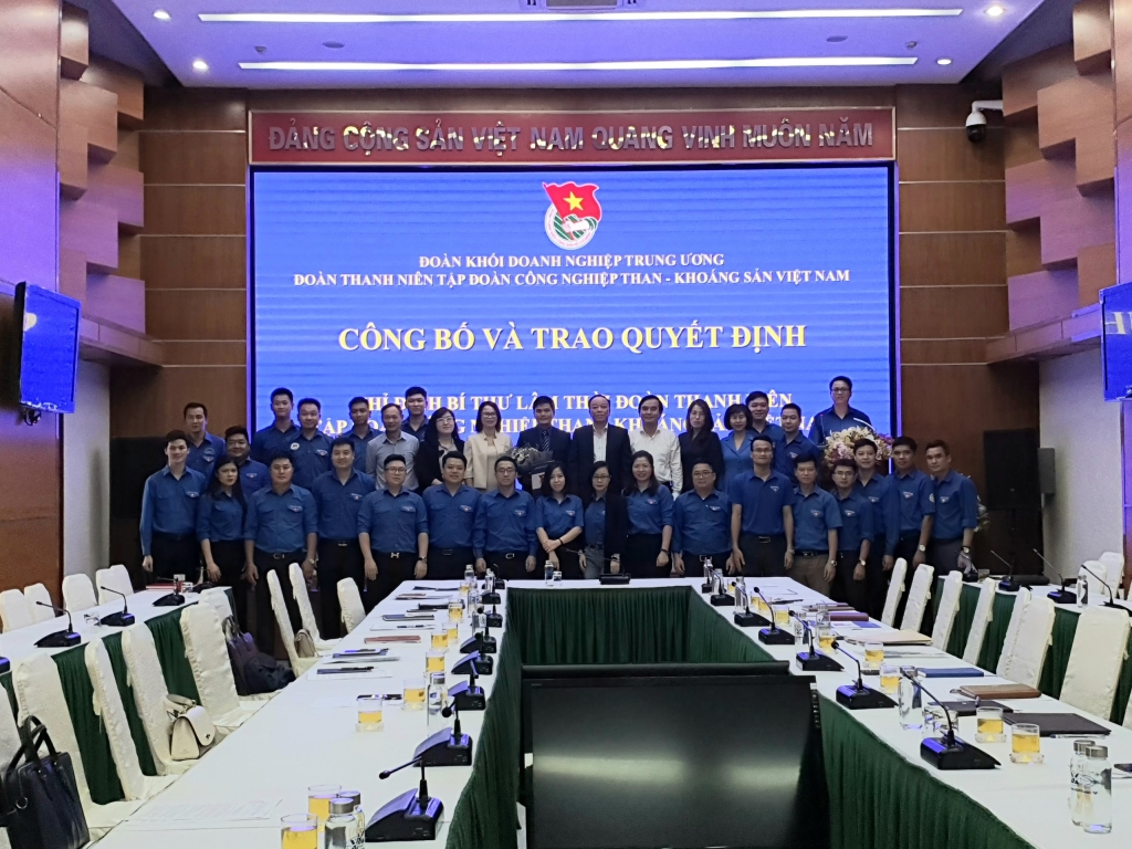 Tuổi trẻ Tập đoàn Công nghiệp Than - Khoáng sản ủng hộ đồng bào miền Trung