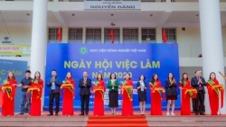 Học viện Nông nghiệp Việt Nam - 65 năm xây dựng và trưởng thành