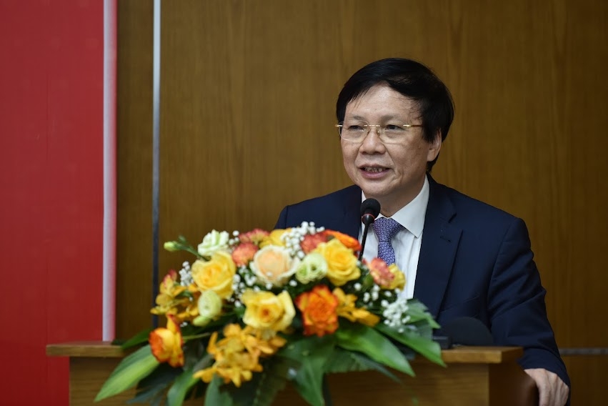 Ông Hồ Quang Lợi, Phó Chủ tịch thường trực Hội Nhà báo Việt Nam phát biểu tại lễ phát động cuộc thi