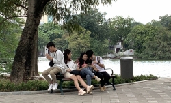 Phạt tiền khi không đeo khẩu trang nơi công cộng: Ý kiến của giới trẻ