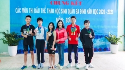 Đội tuyển bơi lội trường THCS Thăng Long chinh phục đường đua xanh