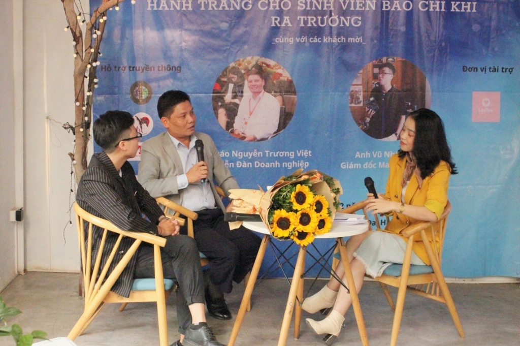 Tọa đàm cung cấp nhiều thông tin hữu ích cho sinh viên
