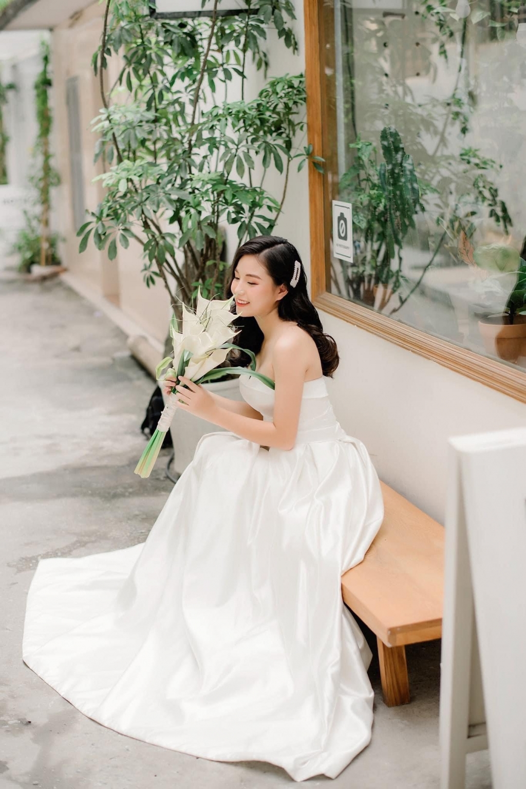 Đỗ Thanh Bình - Chủ tiệm cưới Merci Wedding cũng lựa chọn cho chính mình kiểu chụp cưới đơn giản nhất