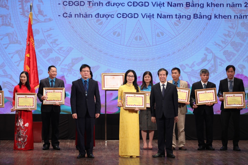 Kỷ niệm 70 thành lập Công đoàn Giáo dục Việt Nam