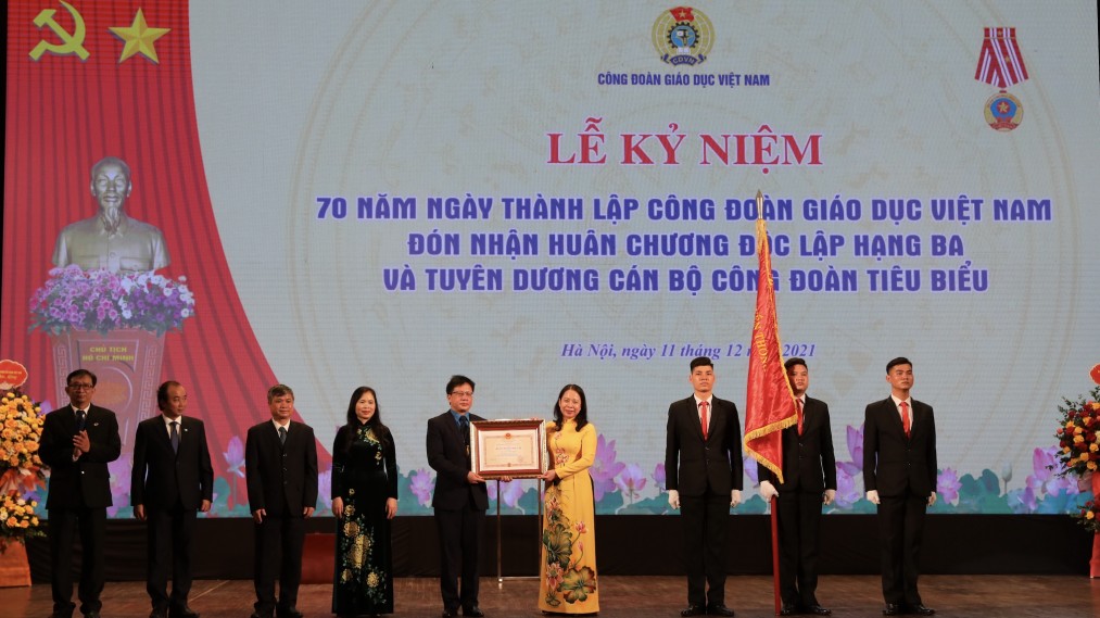 Kỷ niệm 70 thành lập Công đoàn Giáo dục Việt Nam