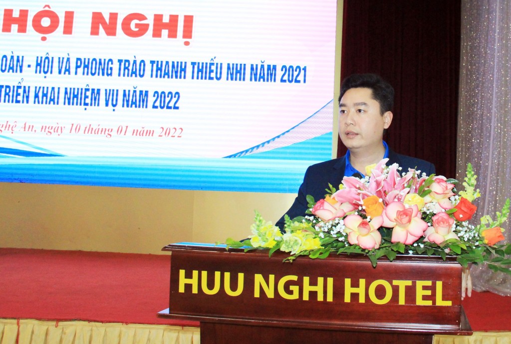 Tỉnh đoàn Nghệ An, Hội Liên hiệp thanh niên tỉnh nhận Cờ Thi đua đơn vị xuất sắc tiêu biểu