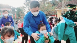 Nghệ An: Tỉnh đoàn - Hội LHTN tỉnh tổ chức chương trình "Xuân ấm áp - Tết sẻ chia"