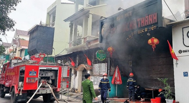 Nghệ An: Cháy lớn ở quán ăn, một phụ nữ tử vong