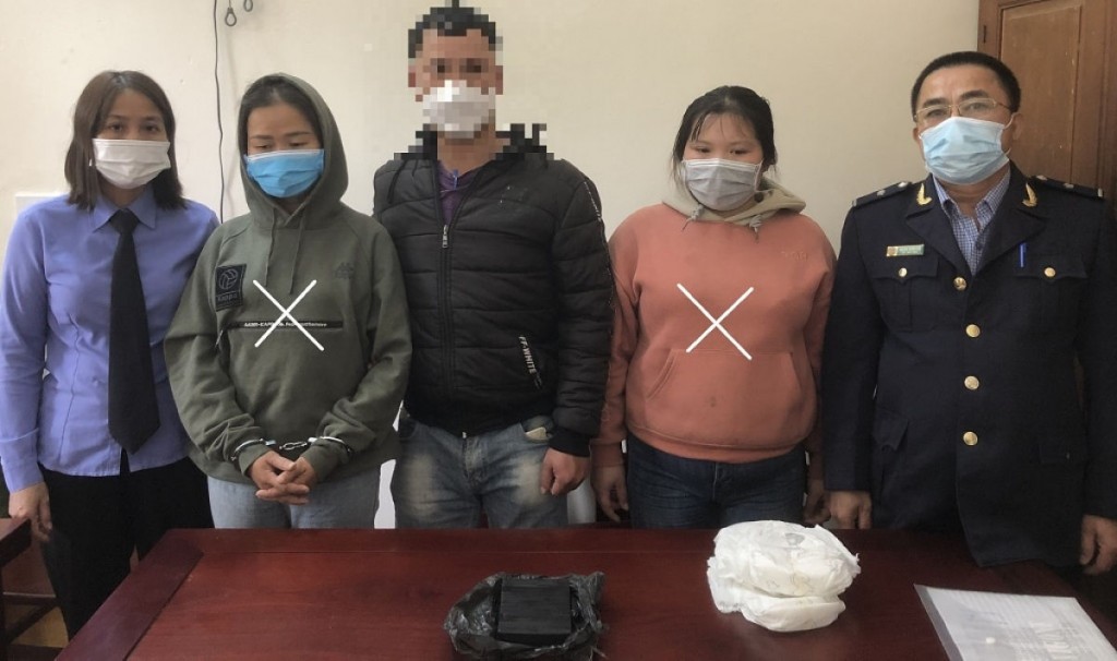 Hai dì cháu bị bắt khi vận chuyển heroin từ Nghệ An đi Hà Nội tiêu thụ