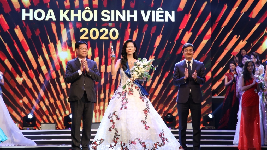 Lê Thị Tường Vy đăng quang Hoa khôi sinh viên Việt Nam 2020