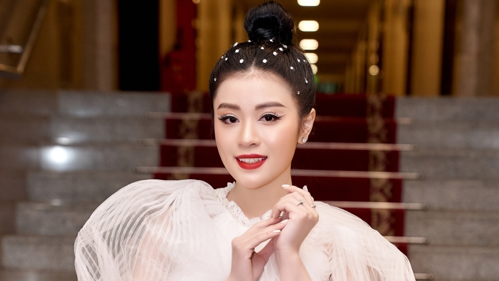 Tết đặc biệt của Sao Mai Thu Hằng