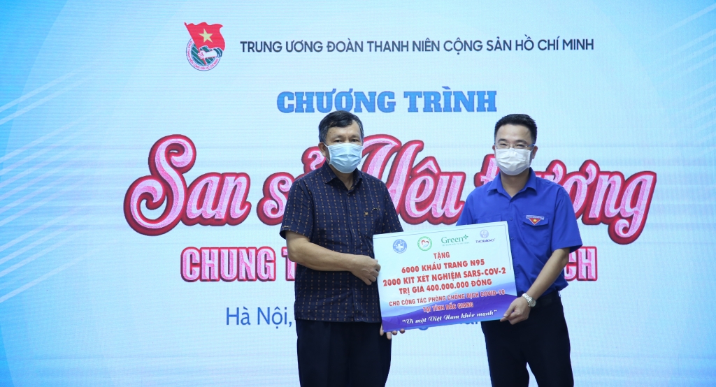 Đoàn viên, thanh niên cùng 