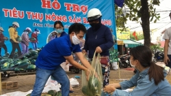 Thanh niên Đan Phượng chung tay hỗ trợ Bắc Giang tiêu thụ nông sản