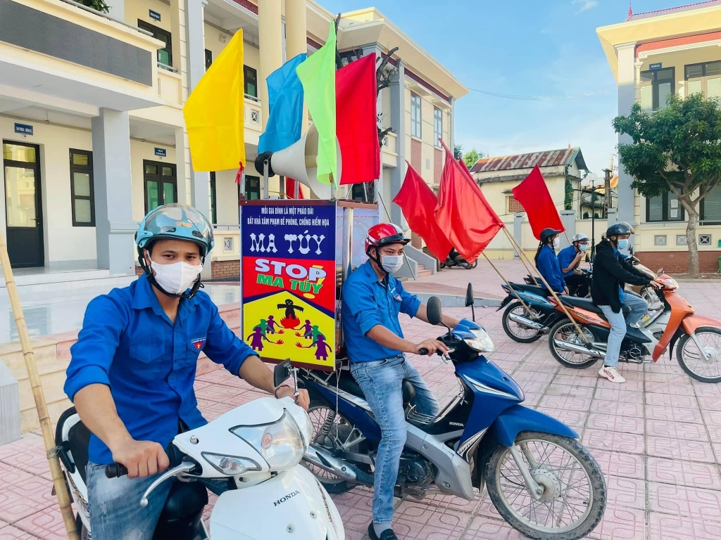 Ra quân tuyên truyền phòng, chống ma tuý Ra quân tuyên truyền phòng, chống ma tuý