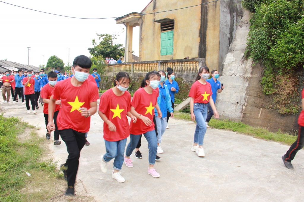 nhung buoc chan vi cong dong chang 2 khoi dong noi dia dau to quoc