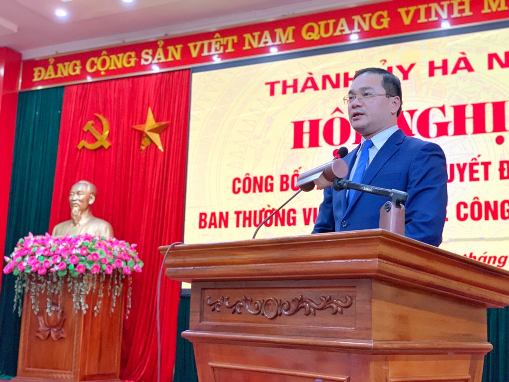 Tân Bí thư Huyện uỷ Mỹ Đức Nguyễn Ngọc Việt phát biểu nhận nhiệm vụ