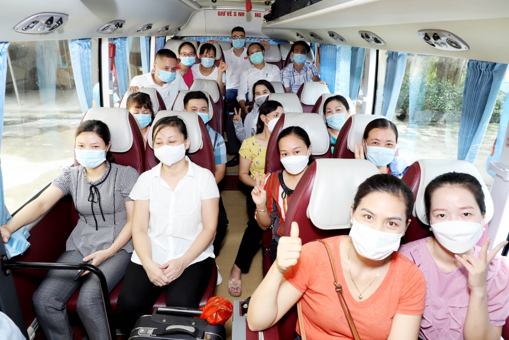 Đoàn y, bác sĩ tỉnh Hà Nam về Ứng Hoà hỗ trợ chống dịch