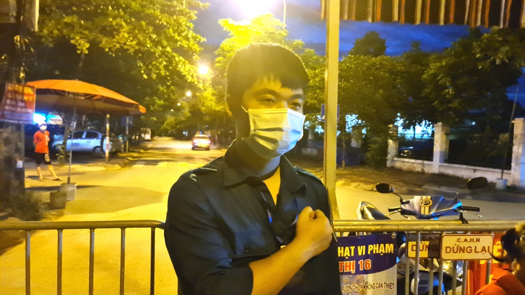 Chàng trai trẻ nguyện góp sức trẻ vì tình yêu Tổ quốc