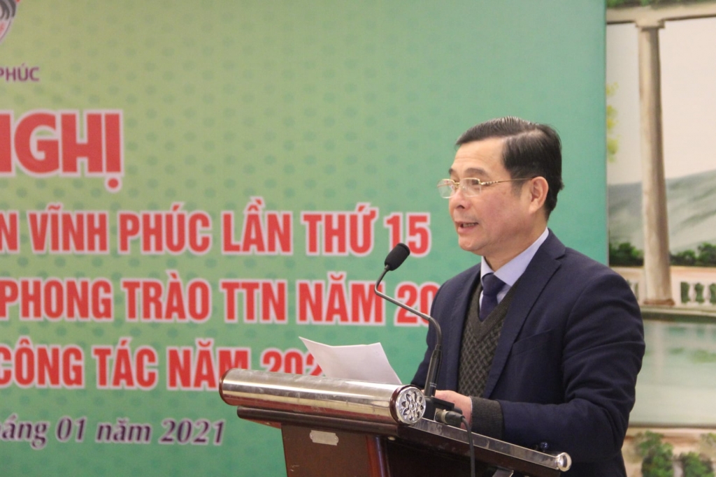 Đồng chí Nguyễn Thanh Tùng - UV BTV Tỉnh ủy - Trưởng ban Dân vận Tỉnh ủy phát biểu chỉ đạo tại hội nghị