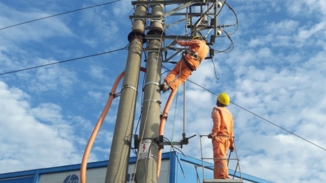 Công ty Điện lực Vĩnh Phúc đảm bảo cấp điện an toàn, ổn định các dịp lễ, Tết năm 2022