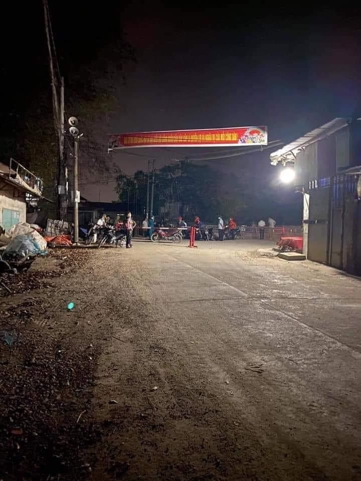 Lập 4 chốt kiểm soát dịch Covid-19 ở thôn BáoVăn, huyện Yên Lạc