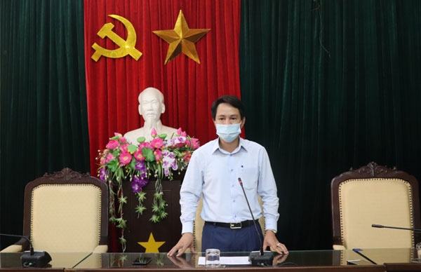 Đồng chí Phó chủ tịch UBND thành phố: Lê Anh Tân phát biểu giao nhiệm vụ