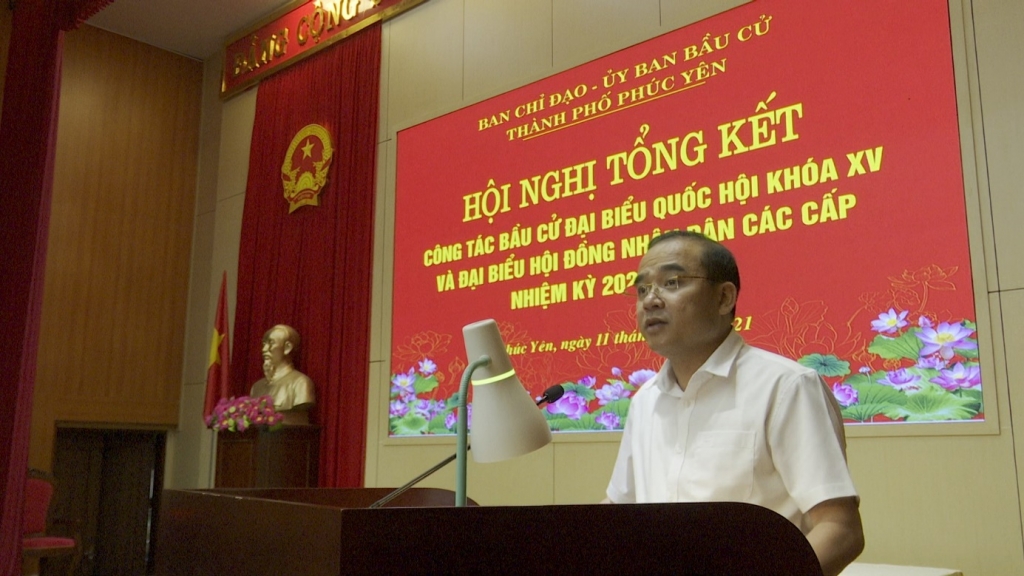 đồng chí Phan Tiến Dũng, Phó Bí thư Thành ủy, Chủ tịch UBND thành phố Phúc Yên