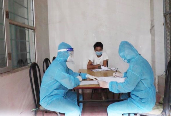 Cơ quan chức năng lấy lời khai của đối tượng Khoa