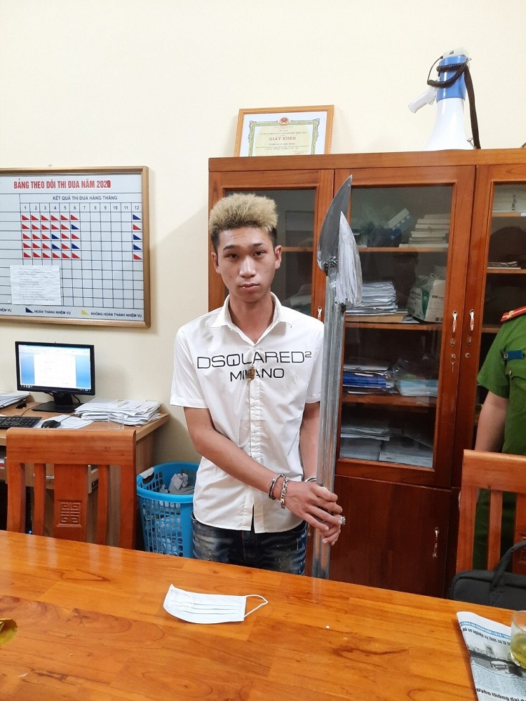 Đối tượng  Trần Văn Nhất  tại cơ quan Công an