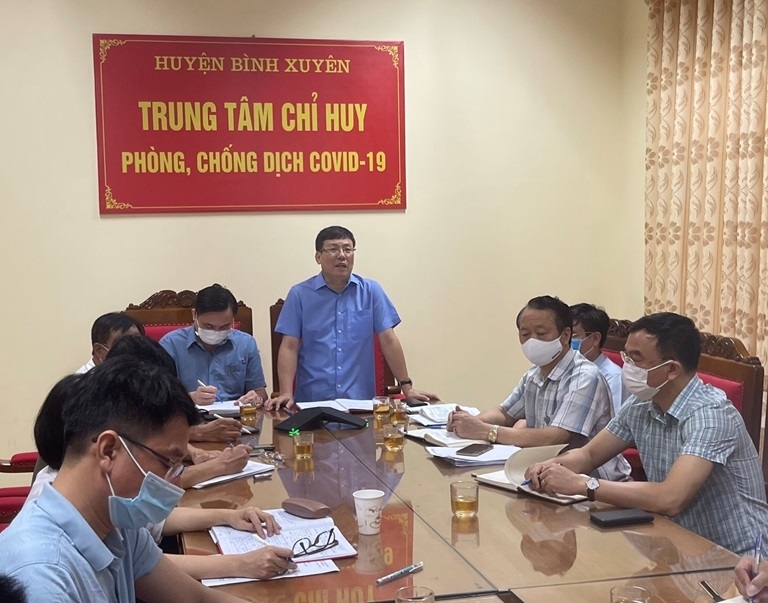 Chủ tịch UBND tỉnh Lê Duy Thành phát biểu tại điểm cầu Bình Xuyên