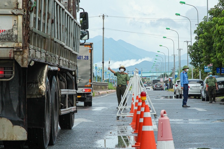 Thủ tục, điều kiện mới nhất áp dụng đối với công dân ra, vào tỉnh Vĩnh Phúc