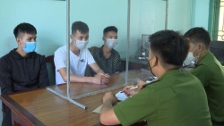 Phú Thọ: Xử phạt nhóm đối tượng đăng tải hình ảnh mang hung khí lưu thông trên đường