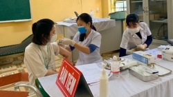 Vĩnh Phúc: Hơn 4.600 học sinh đầu tiên được tiêm vắc xin phòng Covid-19