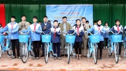 Vĩnh Phúc: Tặng “xe đạp đến trường” cho 50 học sinh có hoàn cảnh khó khăn