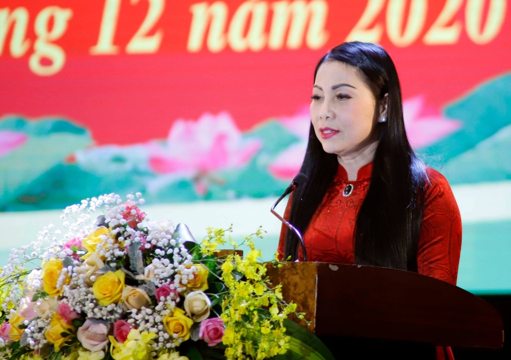 Đồng chí Hoàng Thị Thúy Lan, Bí thư Tỉnh ủy, Chủ tịch HĐND tỉnh Vĩnh Phúc luôn quan tâm ưu tiên nguồn lực cho đầu tư, phát triển giáo dục đào tạo.