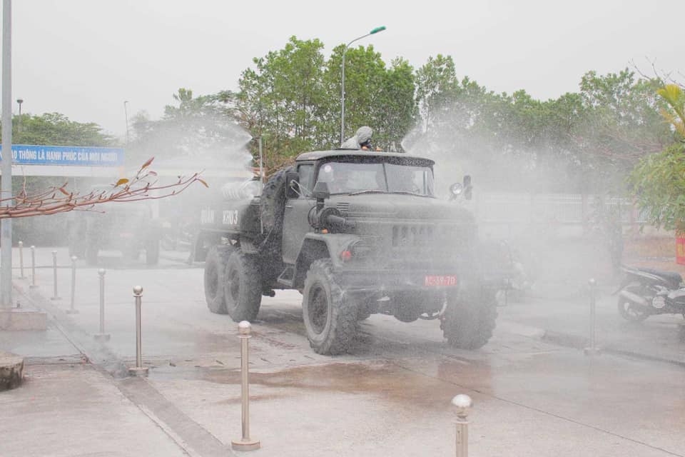 Binh chủ hoá học khử khuẩn tại Đông Triều (Quang Ninh)
