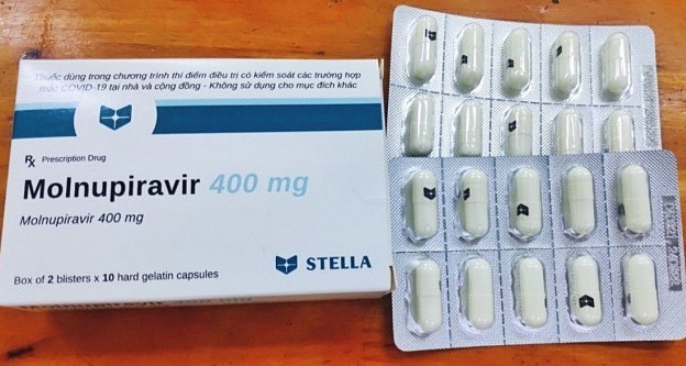 Thuốc kháng virus molnupiravir được cấp phát miễn phí cho F0 nhẹ để điều trị COVID-19