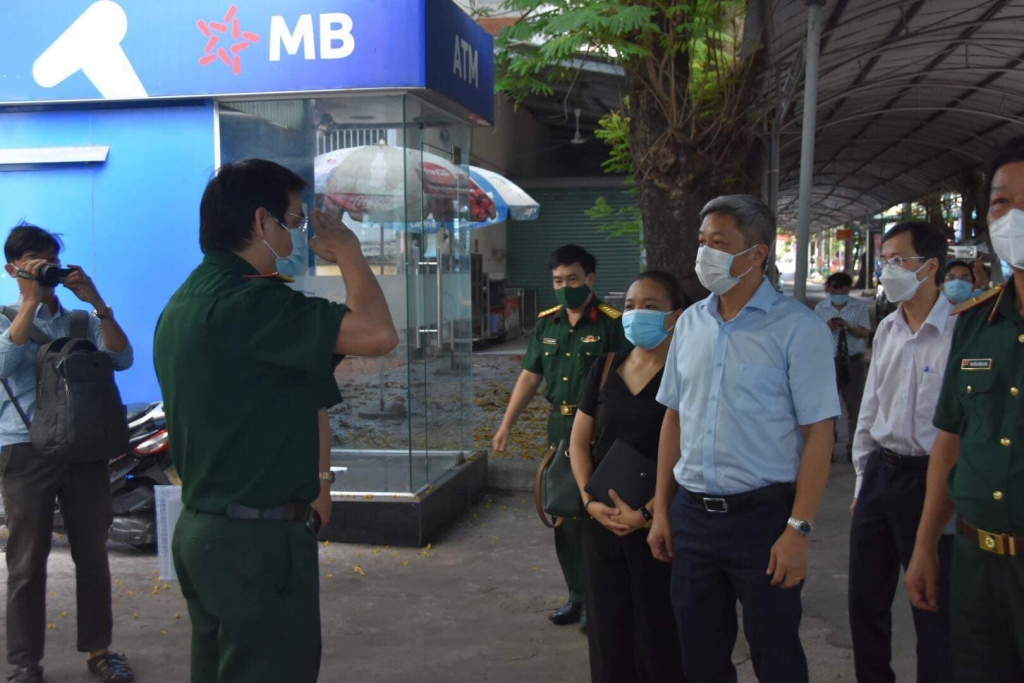 Thứ trưởng Nguyễn Trường Sơn đã thăm và kiểm tra công tác chuẩn bị khám bệnh, chữa bệnh, cấp cứu, công tác phòng chống dịch bệnh COVID-19 tại bệnh viện Quân y 175